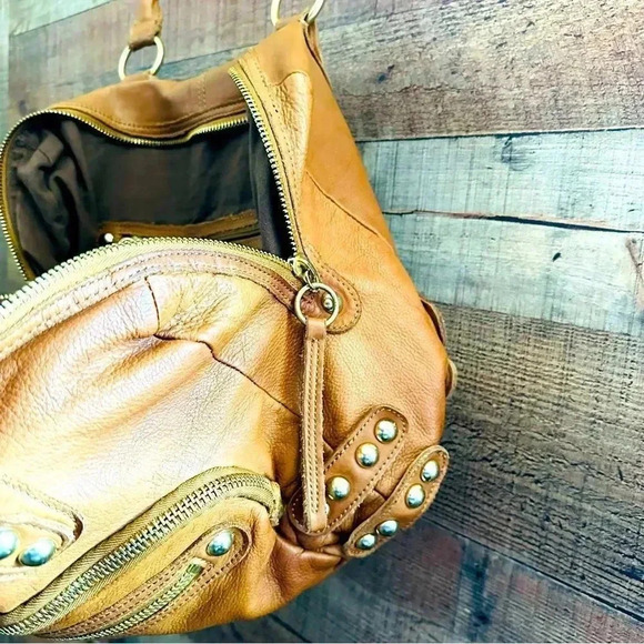 Línea Pelle Collection Leather Studded Slouchy Handmade Shoulder Bag - Picture 7 of 12